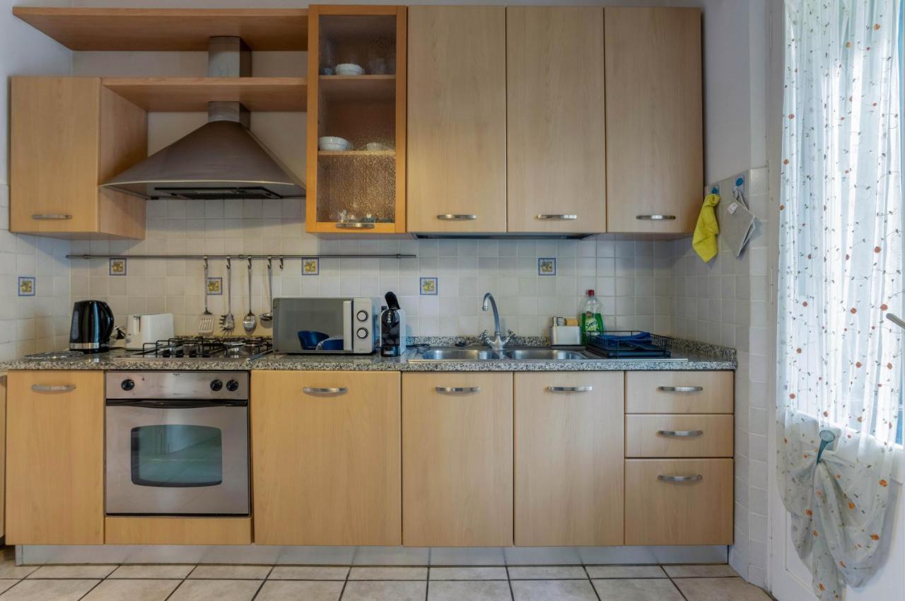 Lucca Roomy Apartment With Balcony And Parking! Eksteriør bilde