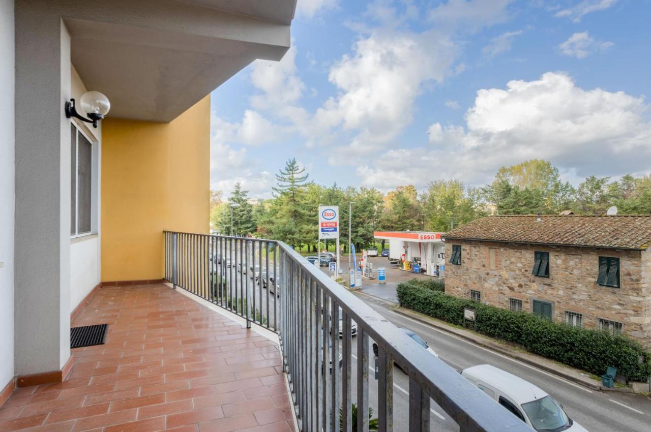 Lucca Roomy Apartment With Balcony And Parking! Eksteriør bilde