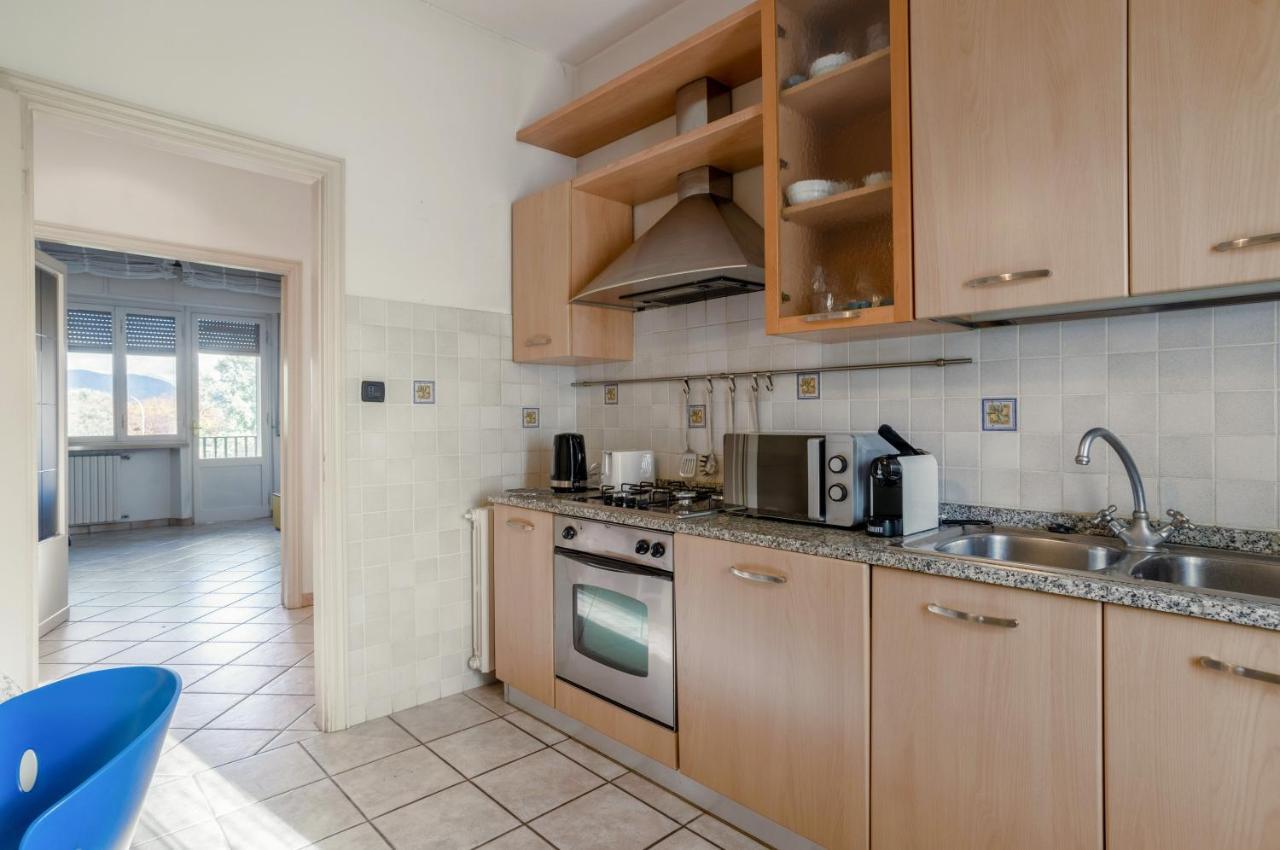 Lucca Roomy Apartment With Balcony And Parking! Eksteriør bilde