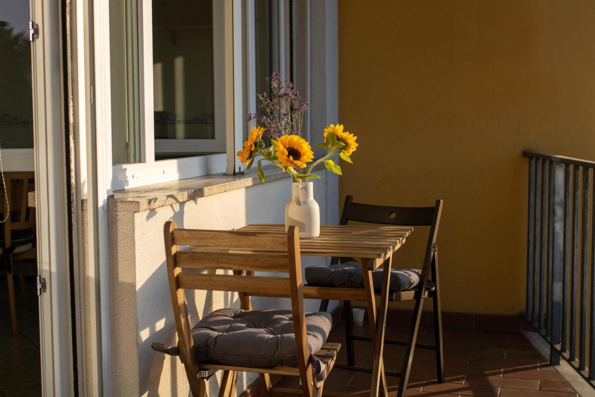 Lucca Roomy Apartment With Balcony And Parking! Eksteriør bilde